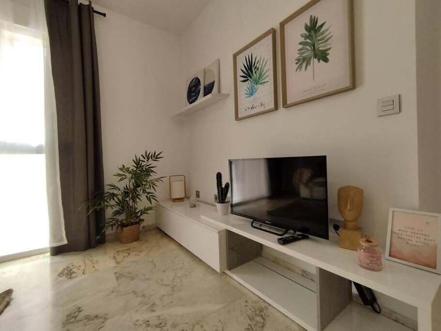 Love Rent4 Malaga Lyli Torremolinos Exterior photo