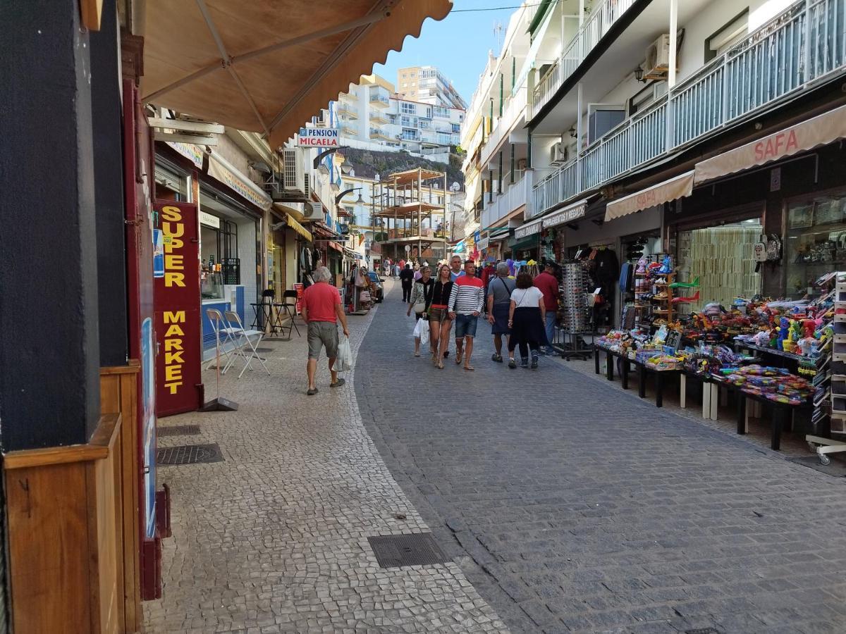 Love Rent4 Malaga Lyli Torremolinos Exterior photo